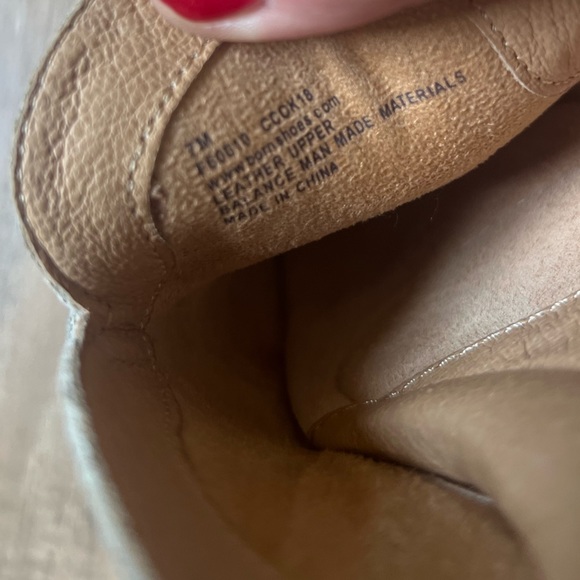 Born ✨Gold✨leather Mule Slip On Flats with Bow Detail Size 7 - Picture 7 of 8